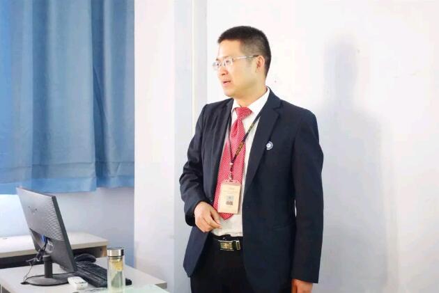 鄭州北大青鳥翔天信鴿星途社培訓(xùn)
