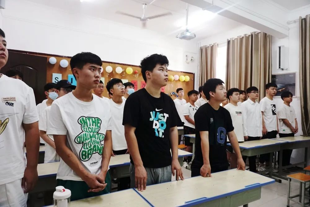 鄭州北大青鳥翔天信鴿軟件開發(fā)專業(yè)新生開學(xué)典禮