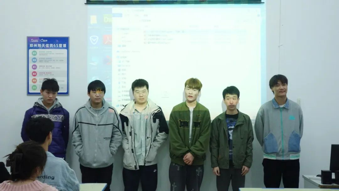 鄭州北大青鳥翔天信鴿計算機學(xué)校T228班項目答辯
